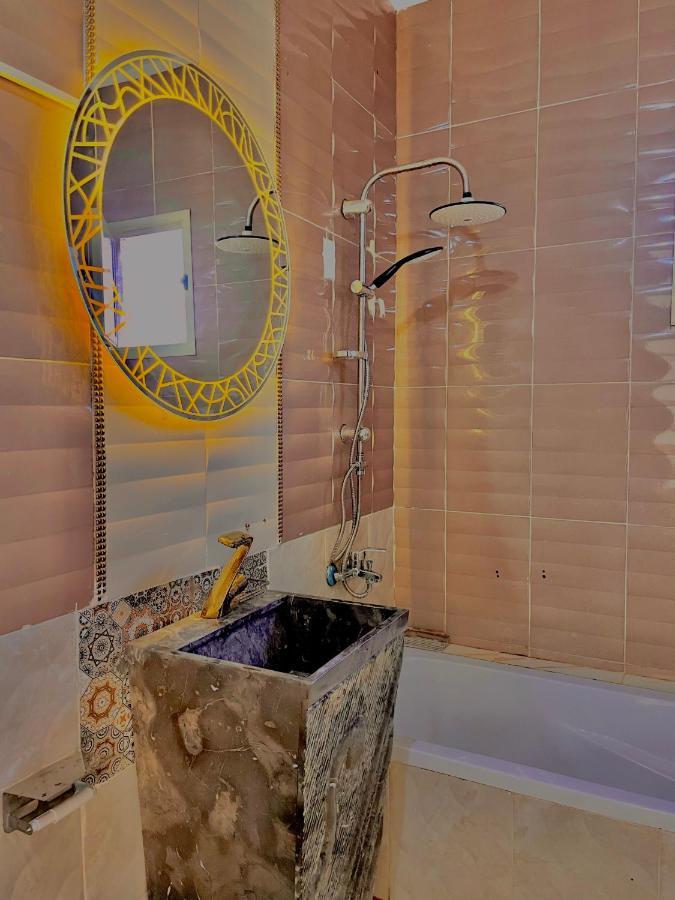 Kafret el-Gabal Cheops Pyramids Inn מראה חיצוני תמונה