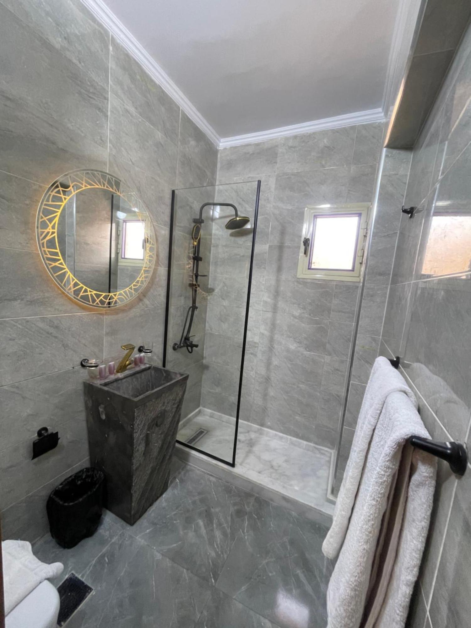Kafret el-Gabal Cheops Pyramids Inn מראה חיצוני תמונה